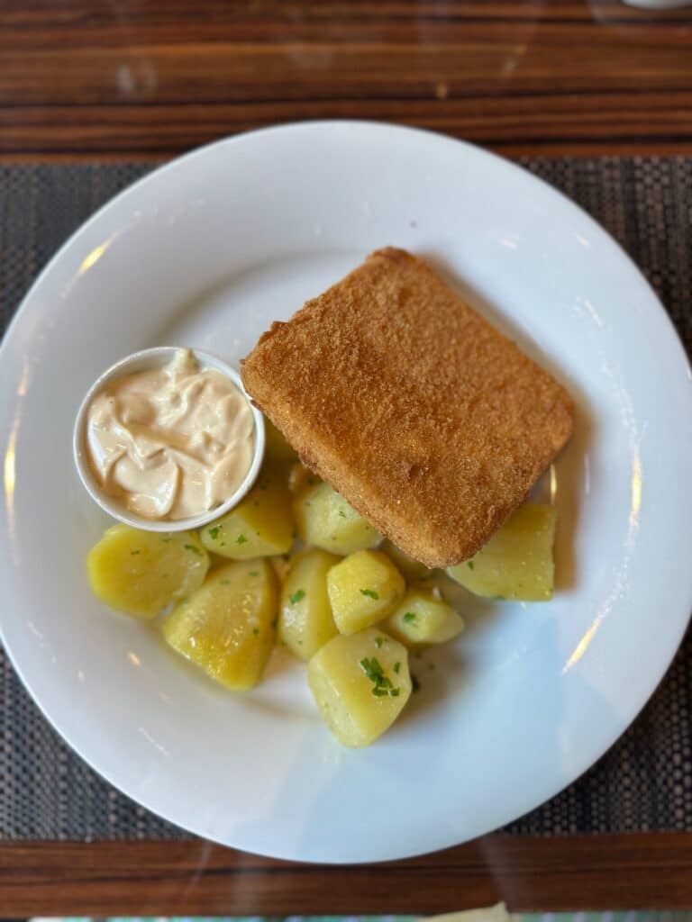 Fromage frit, appelé Smažený sýr en tchèque